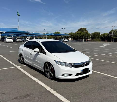 HONDA CIVIC 1.8 LXS 16V FLEX 4P MANUAL HONDA CIVIC 1.8 LXS 16V FLEX 4P MANUAL